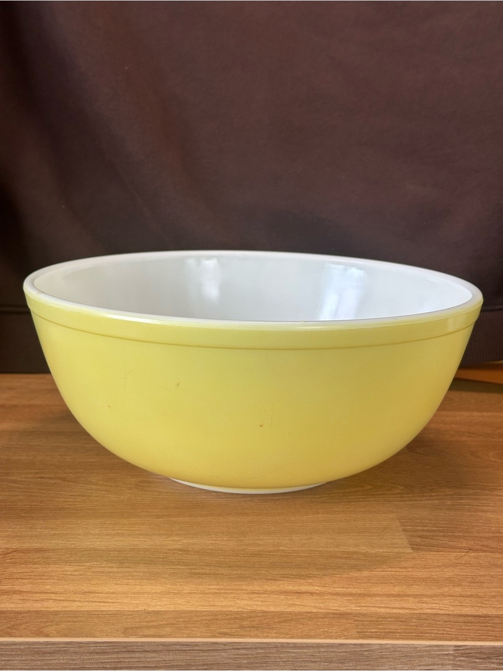 Vintage Pyrex #404 Primary Yellow 4 Qt Mixing Bowl MCM USA